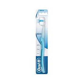 ORAL-B SPAZZOLINO MEDIO